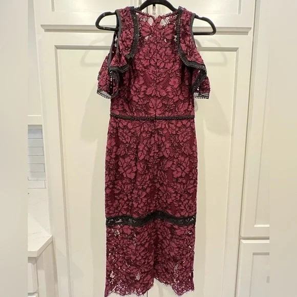 Alexis (Revolve) Evie Burgundy Lace Off Shoulder Midi Dress. Size XS. - Picture 8 of 17
